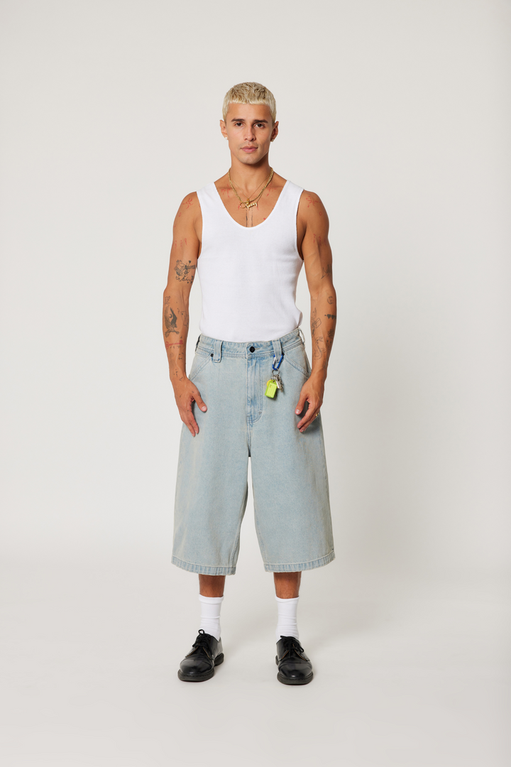 A7 Mega Baggy Short - Wayne – Service Denim NZ